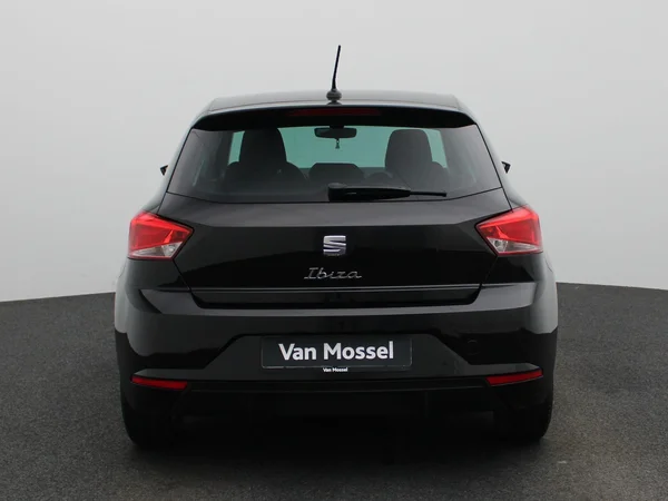 SEAT Ibiza (2023) — foto 35 van 39