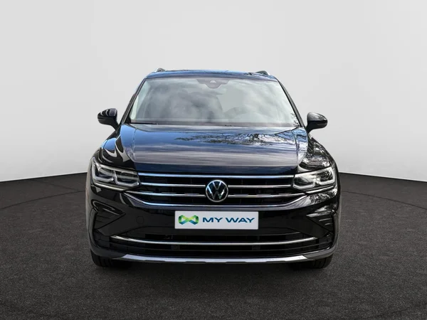 VOLKSWAGEN Tiguan (2021) — foto 23 van 24