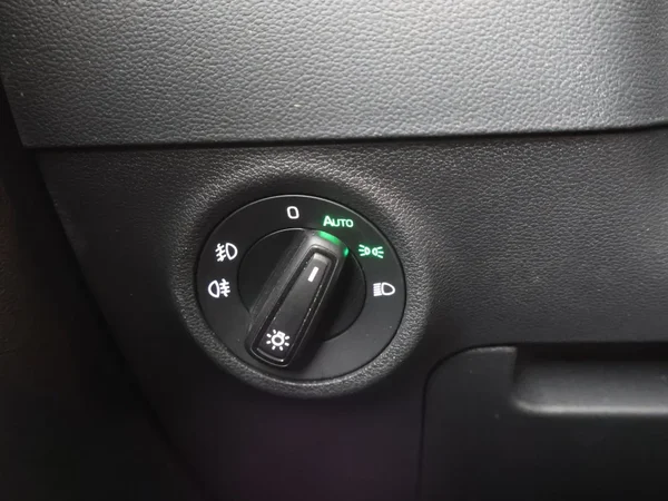 Škoda Karoq (2023) — foto 17 van 30