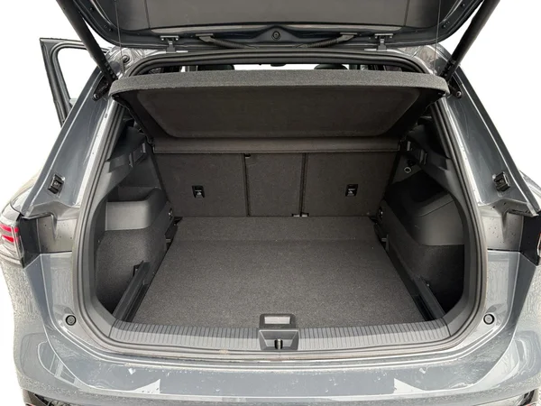 VOLKSWAGEN Tiguan (2026) — foto 7 van 18