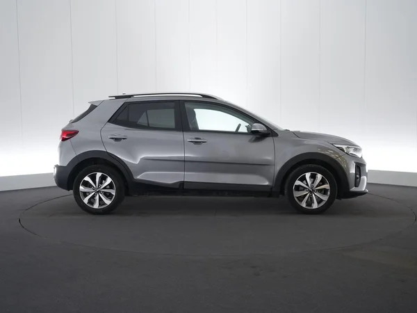 Kia Stonic (2025) — foto 18 van 21