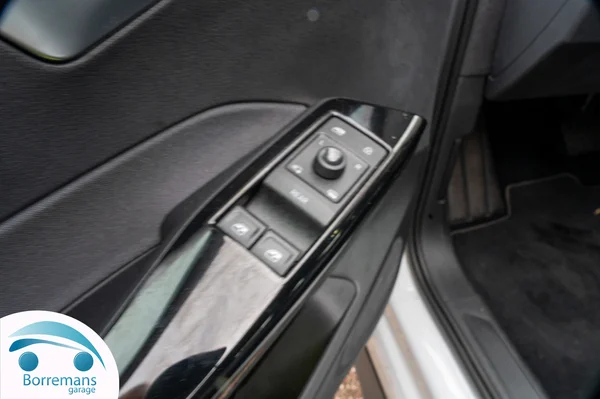 Volkswagen ID3 (2022) — foto 48 van 48
