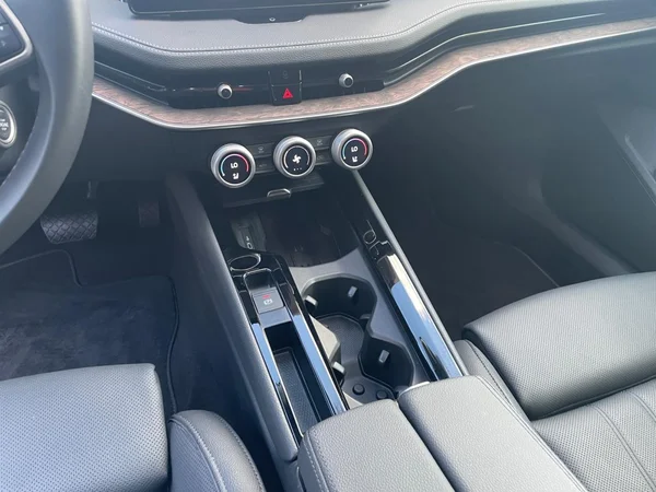 SKODA Superb Combi (2025) — foto 2 van 21