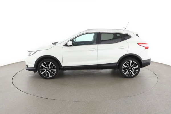 Nissan Qashqai (2016) — foto 9 van 16
