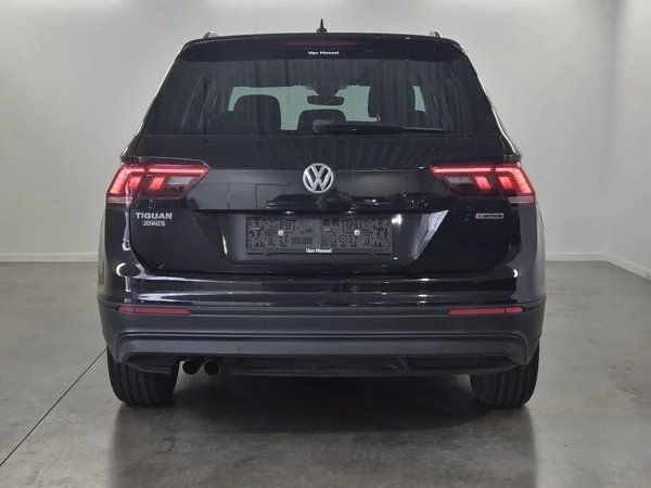 Volkswagen Tiguan (2018) — foto 19 van 23