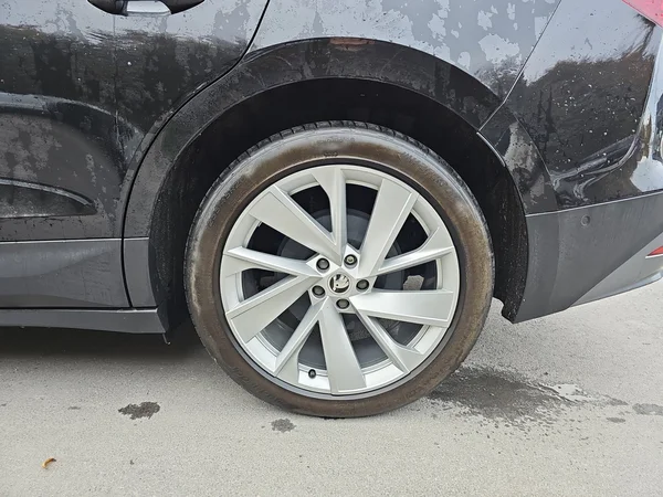 SKODA Enyaq (2024) — foto 11 van 29