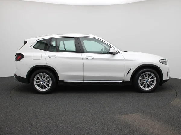 BMW X3 (2023) — foto 40 van 42