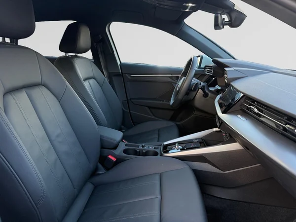 AUDI A3 Sportback (2024) — foto 7 van 28