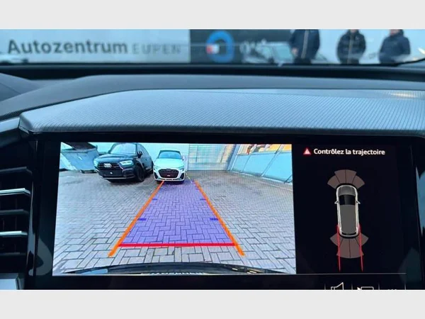 Audi Q4 e-tron (2025) — foto 9 van 24