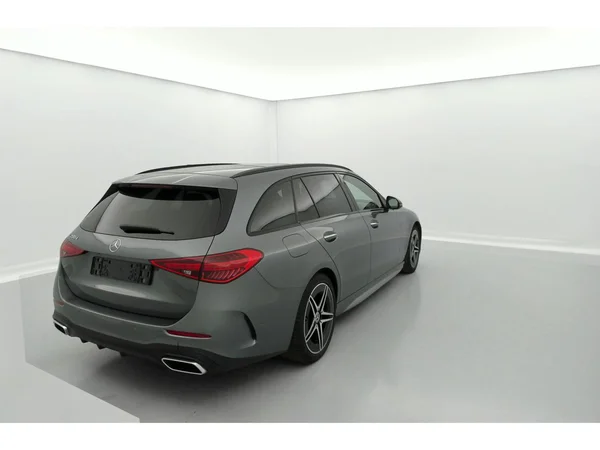 MERCEDES-BENZ C Break (2022) — foto 8 van 36