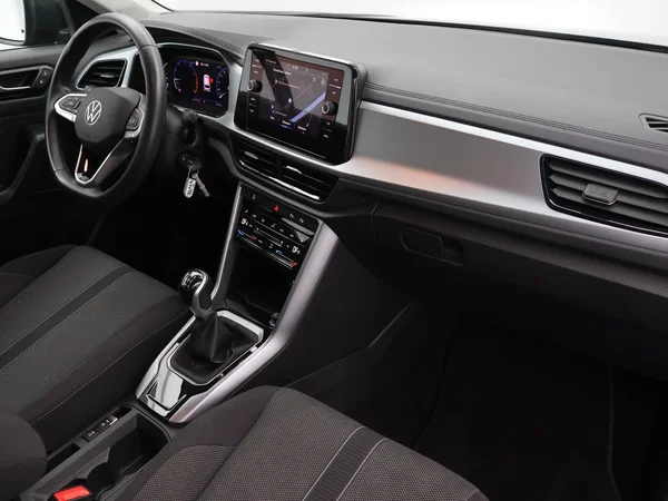 VOLKSWAGEN T-Roc (2023) — foto 10 van 23