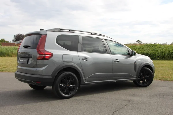 Dacia Jogger (2023) — foto 31 van 34