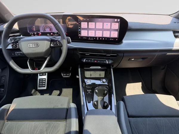 AUDI Q3 SUV e-hybrid (PHEV) (2025) — foto 2 van 23