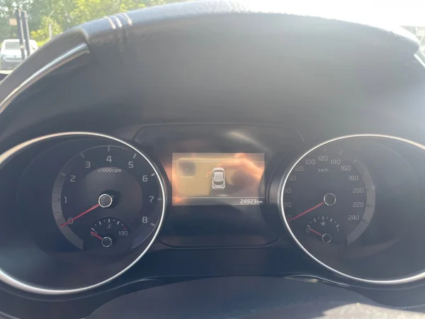 KIA XCeed (2024) — foto 21 van 21