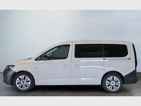 Volkswagen Caddy Maxi (2022) — foto 23 van 30