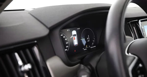 Volvo V90 PHEV (2021) — foto 13 van 45