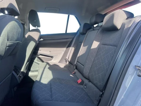 VOLKSWAGEN Golf VIII (2021) — foto 3 van 27