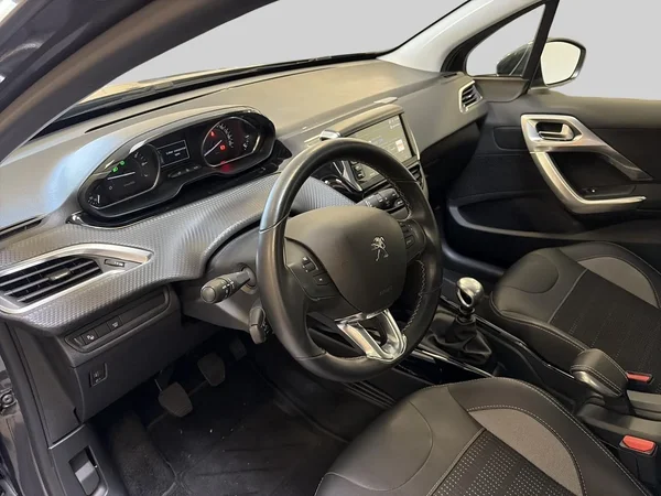 Peugeot 2008 (2019) — foto 22 van 22