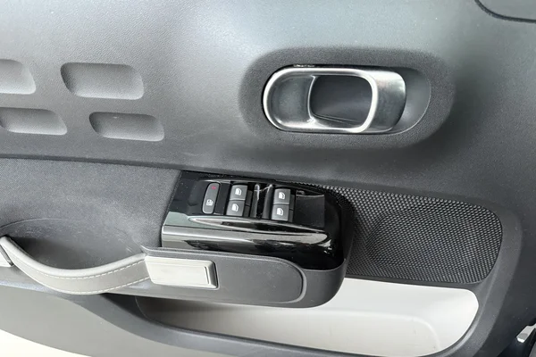 Citroen C3 (2022) — foto 8 van 20