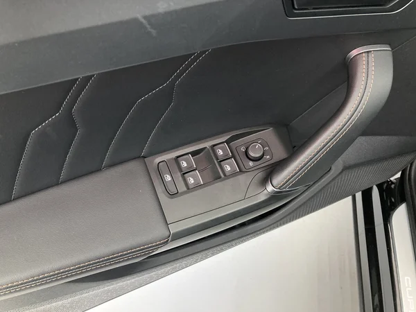 CUPRA Formentor (2023) — foto 17 van 34