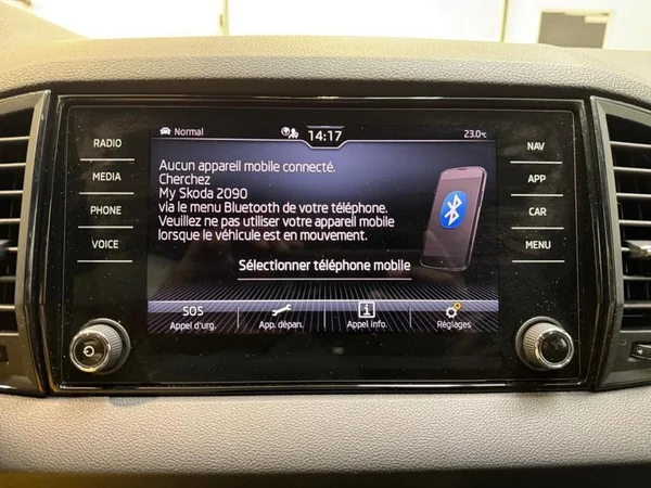 SKODA Karoq (2021) — foto 17 van 33