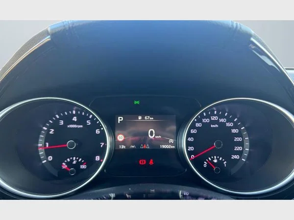Kia XCEED (2024) — foto 3 van 29