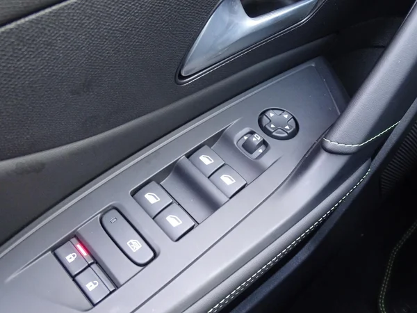 Peugeot 408 (2026) — foto 8 van 18