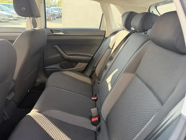 VOLKSWAGEN Polo (2022) — foto 5 van 20