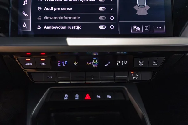 Audi A3 (2022) — foto 30 van 38