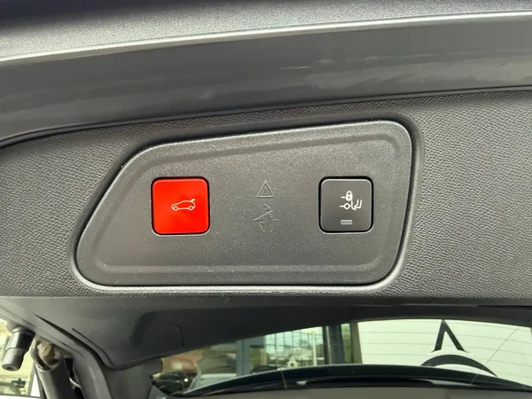 Peugeot 5008 (2021) — foto 8 van 29