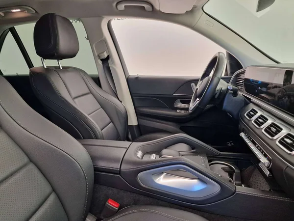 Mercedes-Benz GLE (2023) — foto 21 van 21