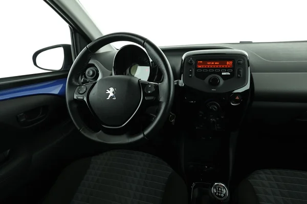 Peugeot 108 (2021) — foto 4 van 16