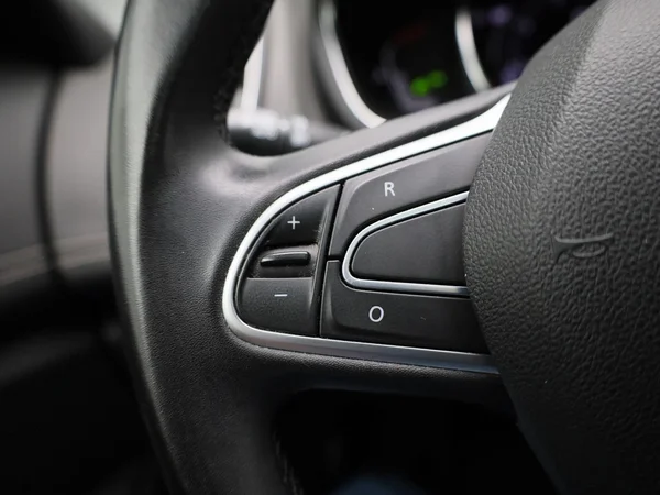 Renault Grand Scénic (2023) — foto 11 van 39
