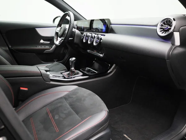Mercedes-Benz A-Klasse (2021) — foto 33 van 41