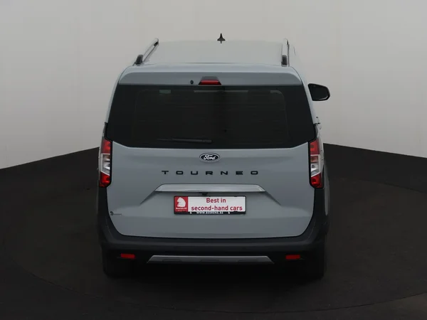 FORD TOURNEO COURIER (2025) — foto 24 van 27
