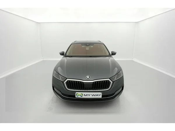SKODA Octavia Combi (2021) — foto 12 van 36