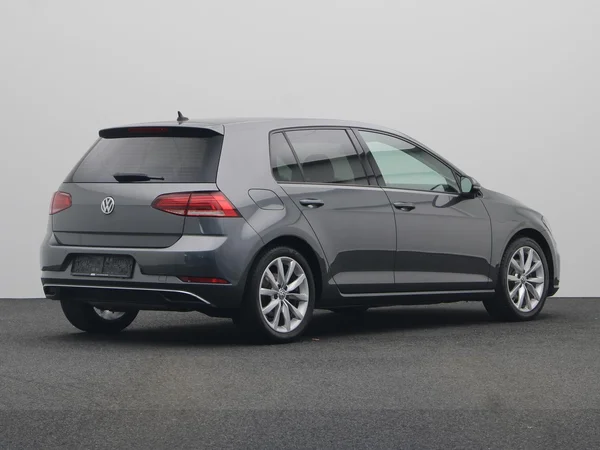 VOLKSWAGEN Golf VII (2017) — foto 12 van 19