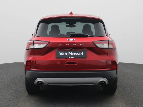 Ford Kuga (2022) — foto 34 van 38