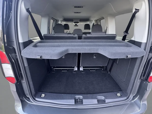 Ford Tourneo Connect (2025) — foto 21 van 24