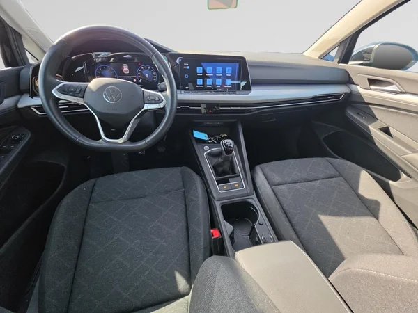 VOLKSWAGEN Golf VIII (2023) — foto 2 van 24