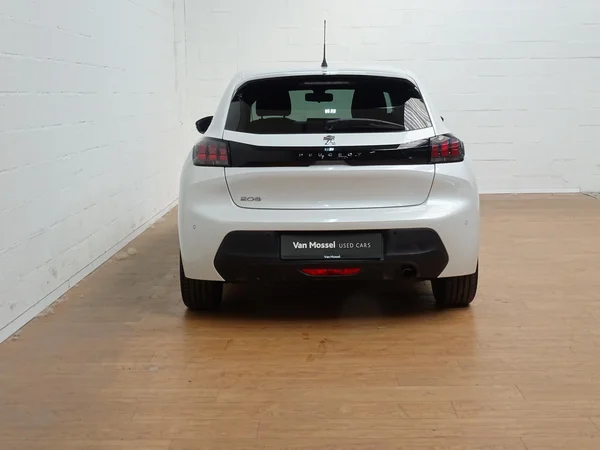 Peugeot 208 (2021) — foto 2 van 24