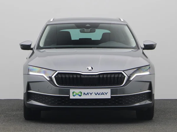 SKODA Octavia Combi (2024) — foto 16 van 20