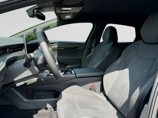 VOLKSWAGEN ID.7 (2026) — foto 17 van 21