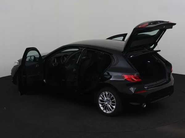 BMW 1-SERIE (2022) — foto 29 van 30