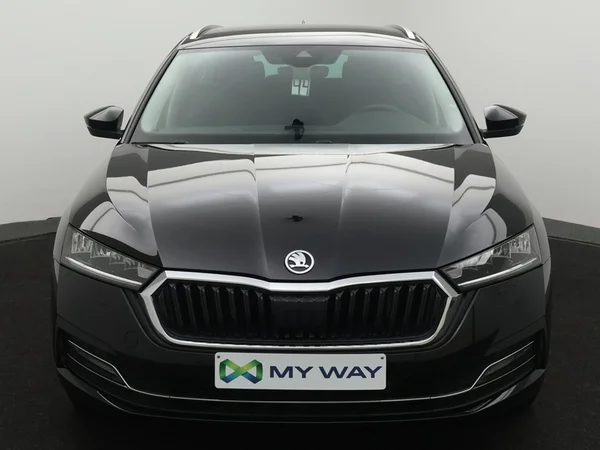 SKODA Octavia Combi (2024) — foto 23 van 27