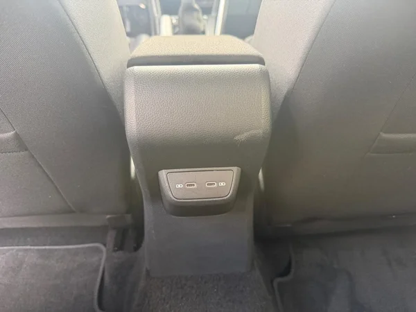 VOLKSWAGEN Taigo (2024) — foto 17 van 21