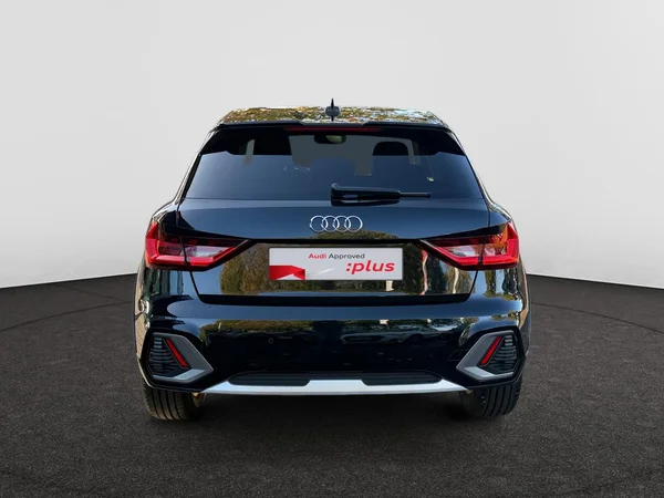 AUDI A1 Allstreet (2025) — foto 16 van 17