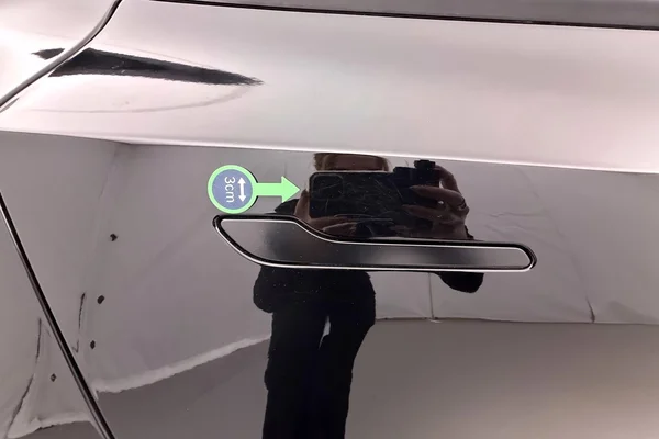 Tesla Model 3 (2023) — foto 19 van 30