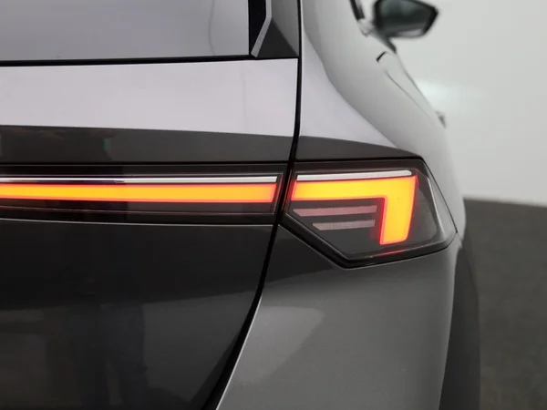 Opel Astra (2023) — foto 27 van 38