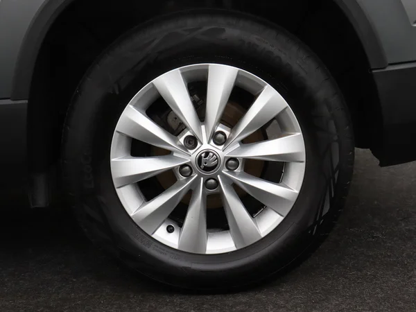 SKODA Karoq (2024) — foto 15 van 18